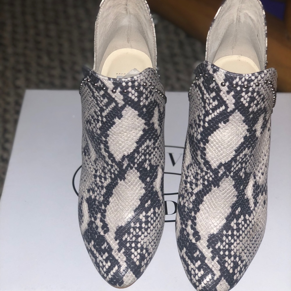 Steve Madden rockstar snakeskin ankle booties - Picture 4 of 7